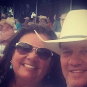 Meet your Posher, Debra